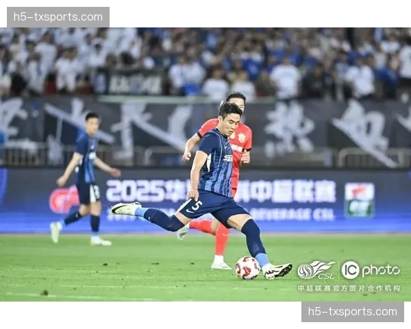 负分开局下的中超新格局:传统豪门集体欠债,中游球队迎逆袭良机 负分开局下的中超新格局:传统豪门集体欠债,中游球队迎逆袭良机